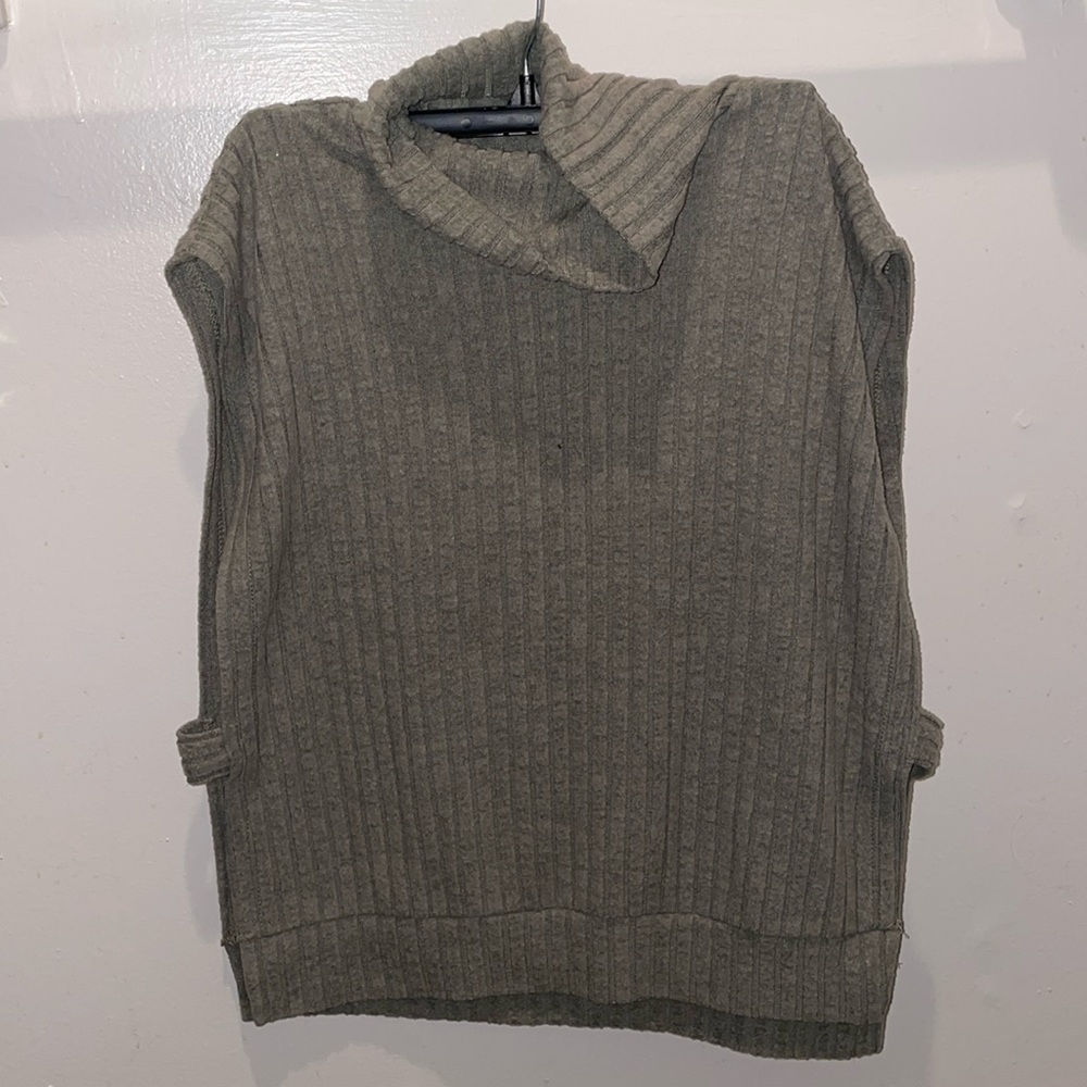 SHEIN Sweater